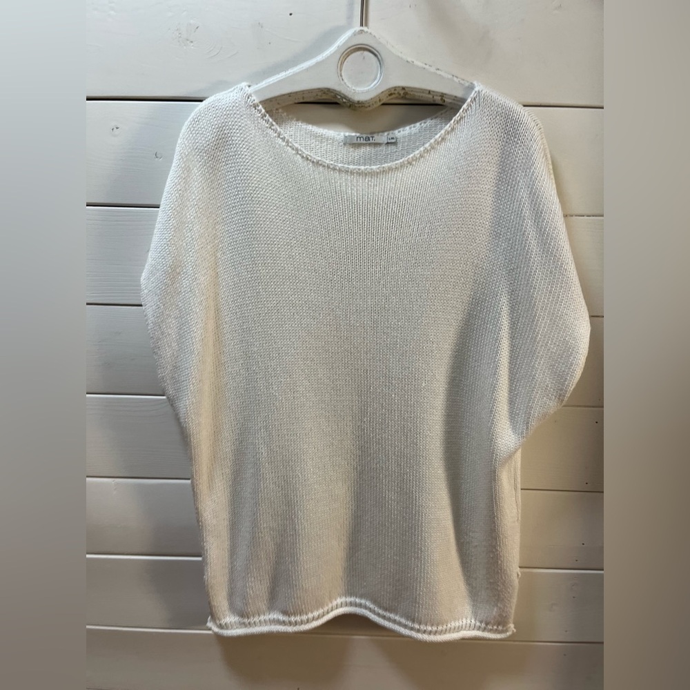 mat. WHITE KNIT TUNIC – SIZE L/XL